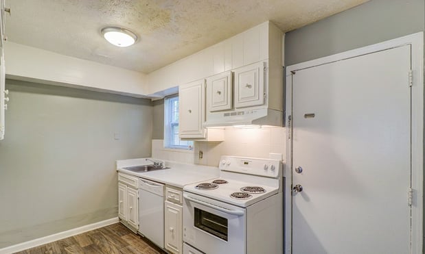 Images Waverly Manor Townhomes