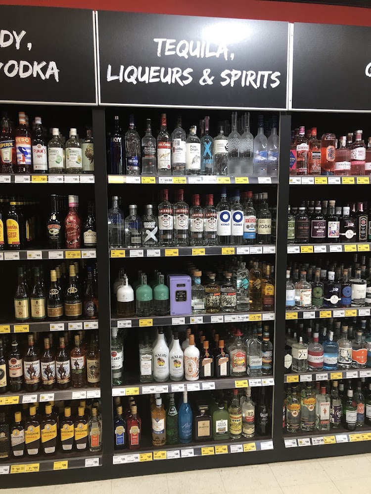 Images CLOSED - Liquorland Daylesford