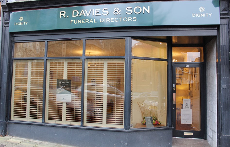 Images R. Davies & Son Funeral Directors