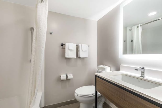 Images Best Western Plus Laurel