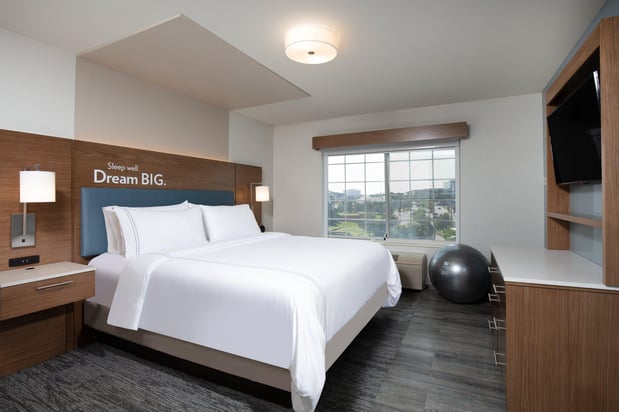 Images EVEN Hotel Denver Tech Center-Englewood by IHG