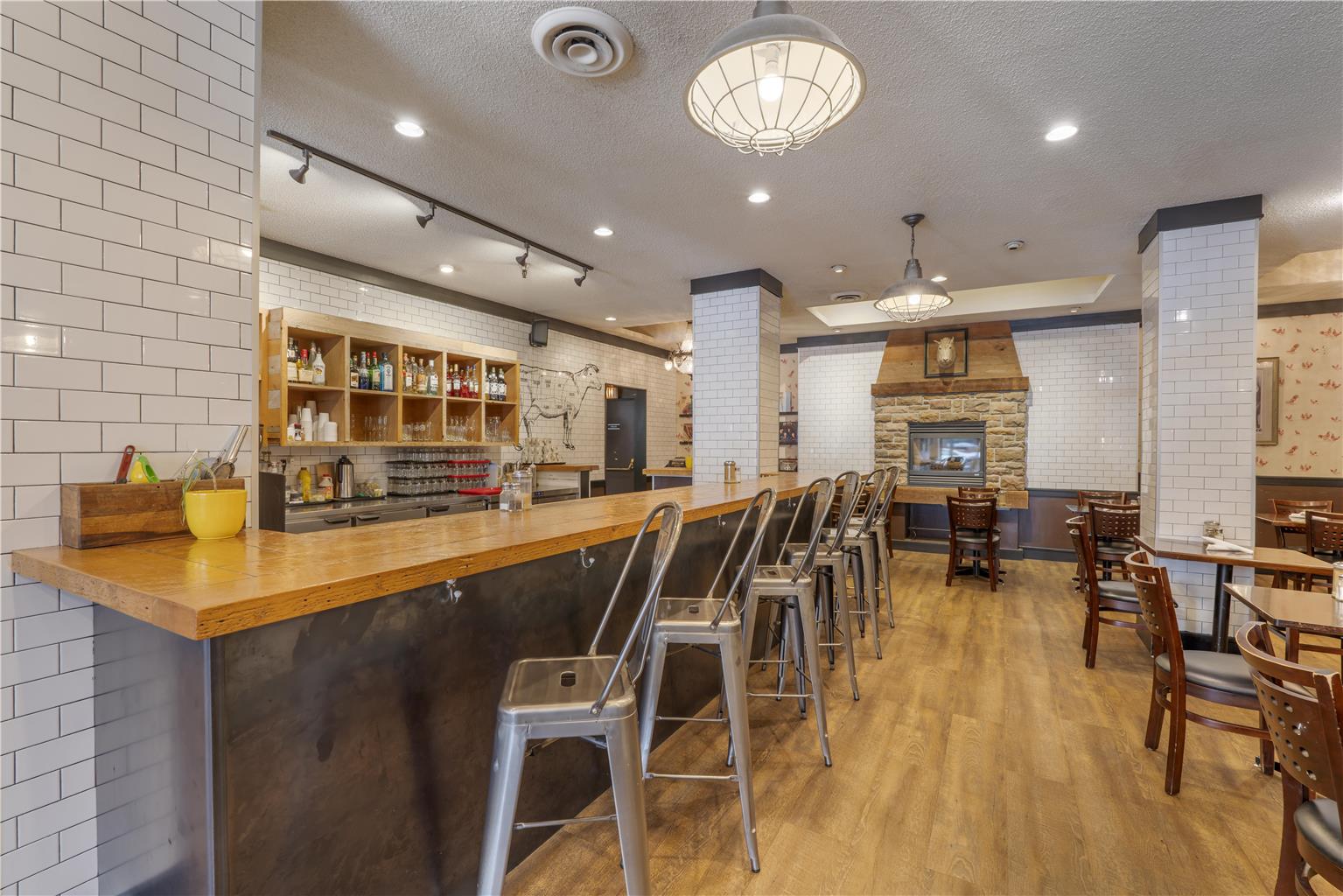 Images Best Western Plus Carlton Plaza Hotel