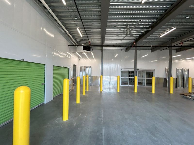 Images Extra Space Storage