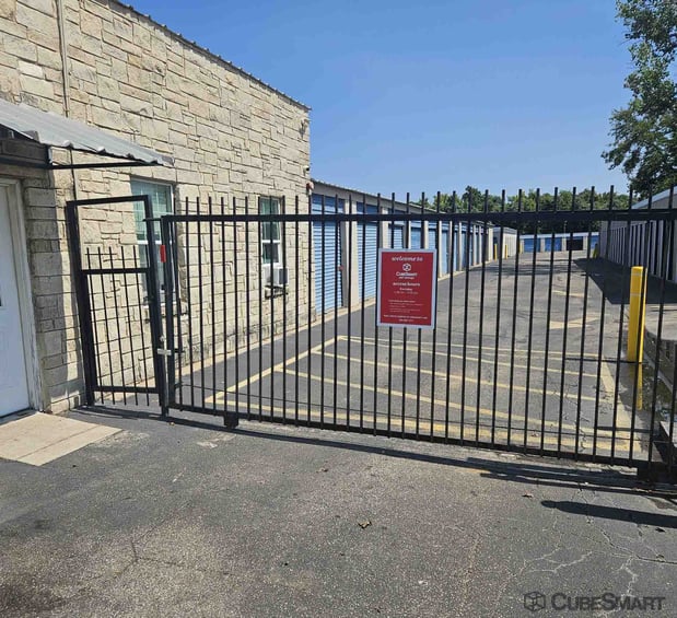 Images CubeSmart Self Storage