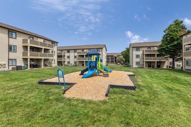 Images Gable Oaks Apartment Home