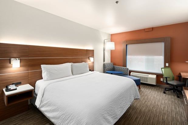 Images Holiday Inn Express & Suites Coeur D Alene I-90 Exit 11 by IHG