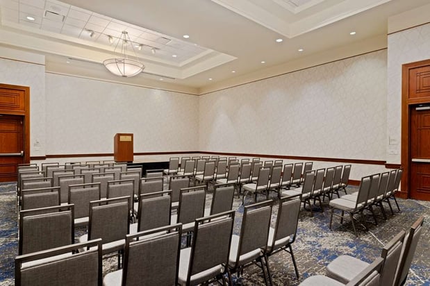 Images Embassy Suites by Hilton Tampa USF Near Busch Gardens