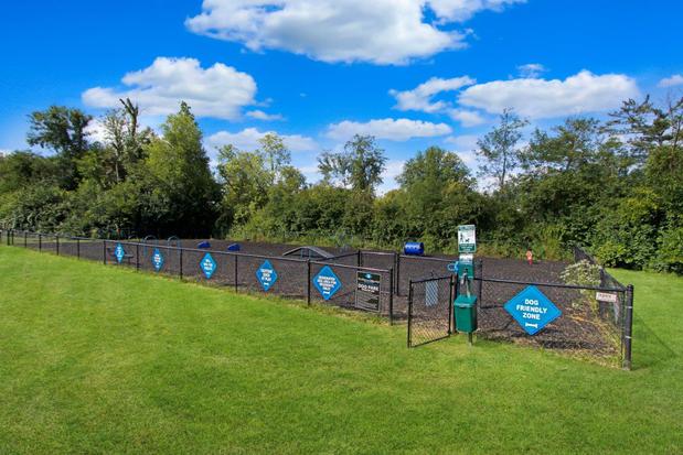 Images The Elliott at College Park Apartment Homes