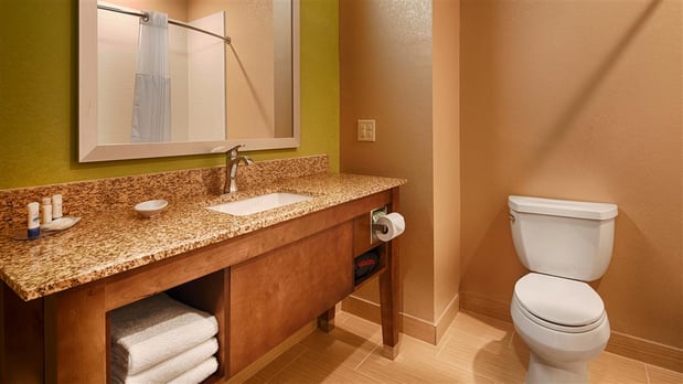 Images Best Western Plus Flatonia Inn