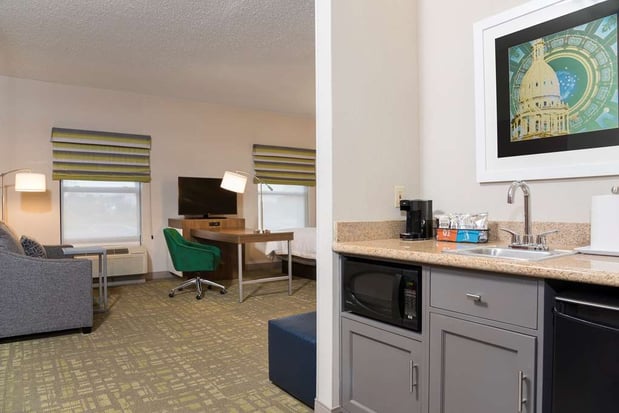 Images Hampton Inn & Suites East Lansing/Okemos