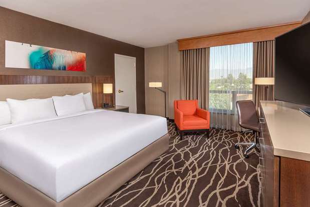 Images DoubleTree by Hilton Hotel San Bernardino