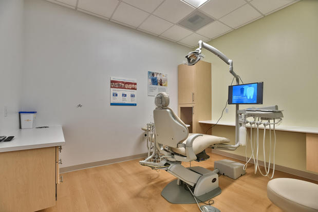 Images Dentists of Independence