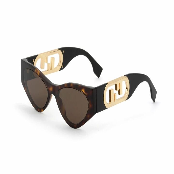 Images Eyes Exclusive