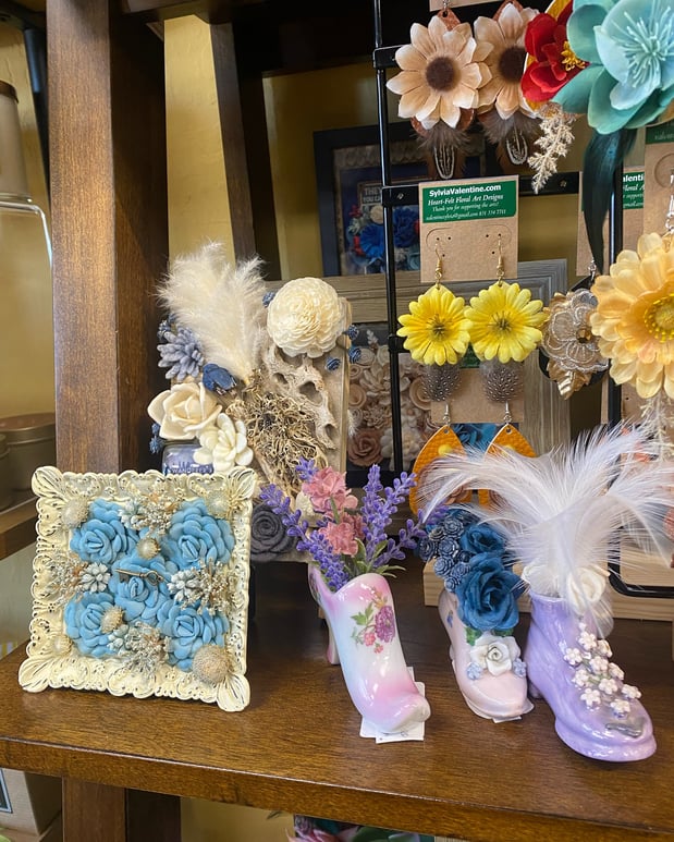 Images Zinnia's Gift Boutique