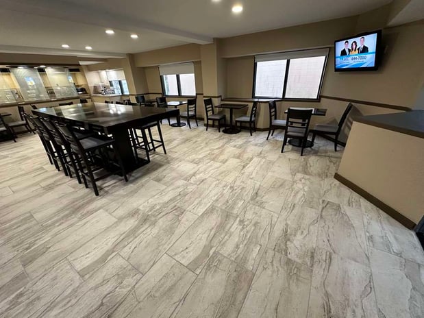 Images SureStay Plus by Best Western Mobile I-65