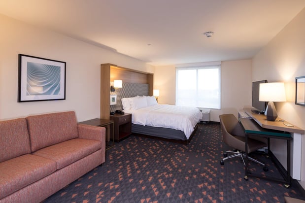 Images Holiday Inn & Suites Detroit - Troy by IHG