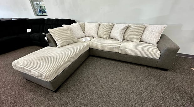 Images Ryan's Roc'N Deals