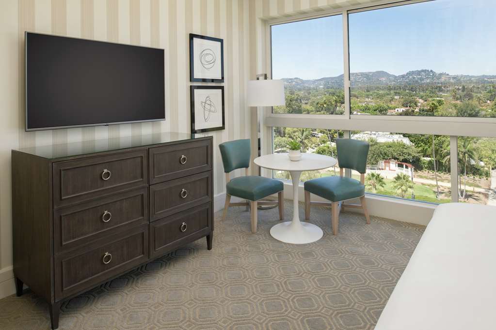 Guest room amenity 