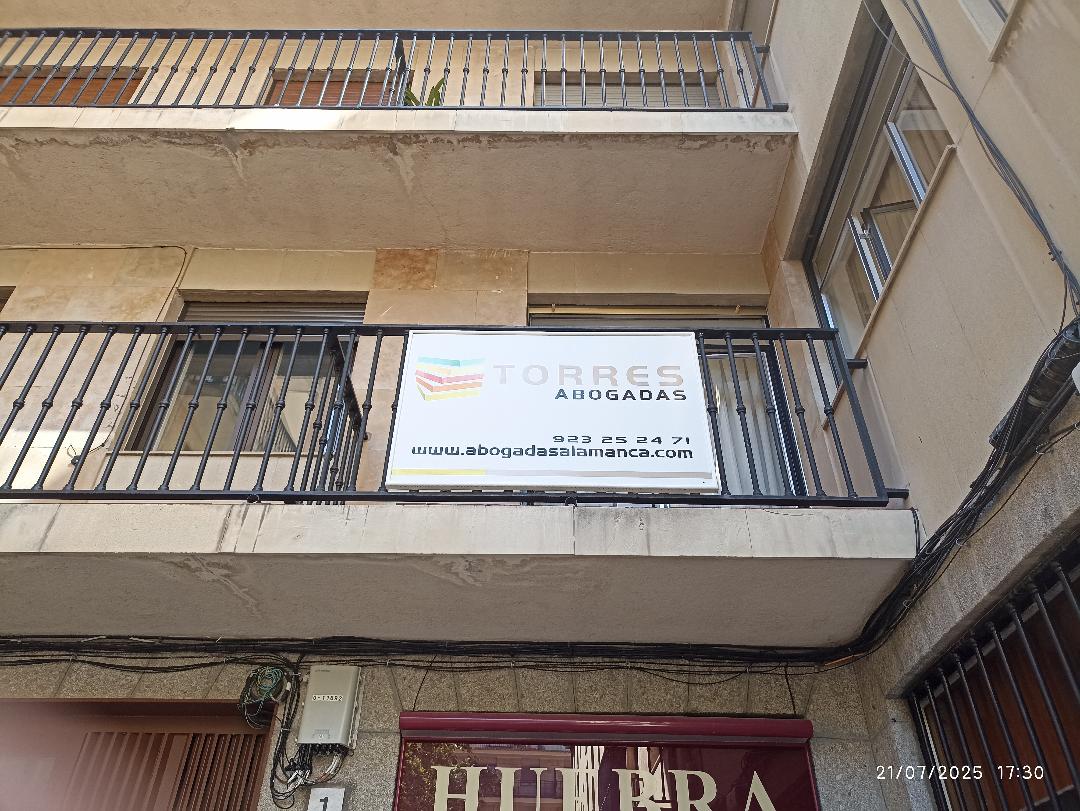 Images Abogada Manuela Torres Calzada