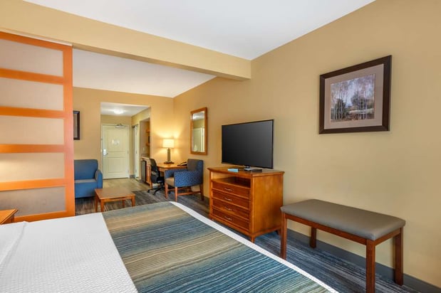 Images Best Western Plus University Park Inn & Suites