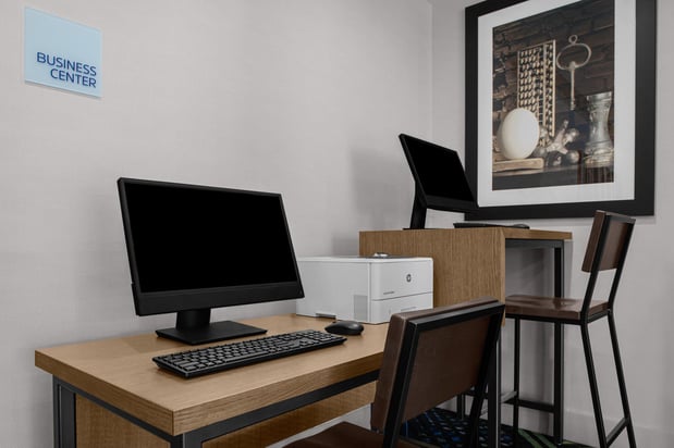 Images Holiday Inn Express & Suites Woodside LaGuardia Airport by IHG