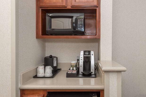 Images Hilton Garden Inn Portland Airport