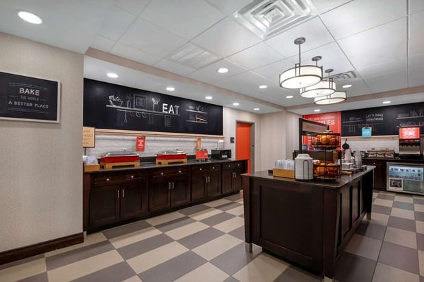 Images Hampton Inn & Suites Harvey/New Orleans West Bank