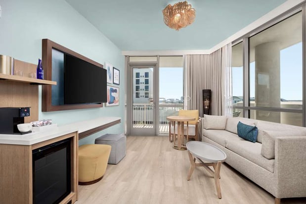 Images The Hiatus Clearwater Beach, Curio Collection by Hilton
