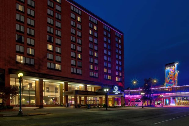 Images DoubleTree by Hilton Lansing