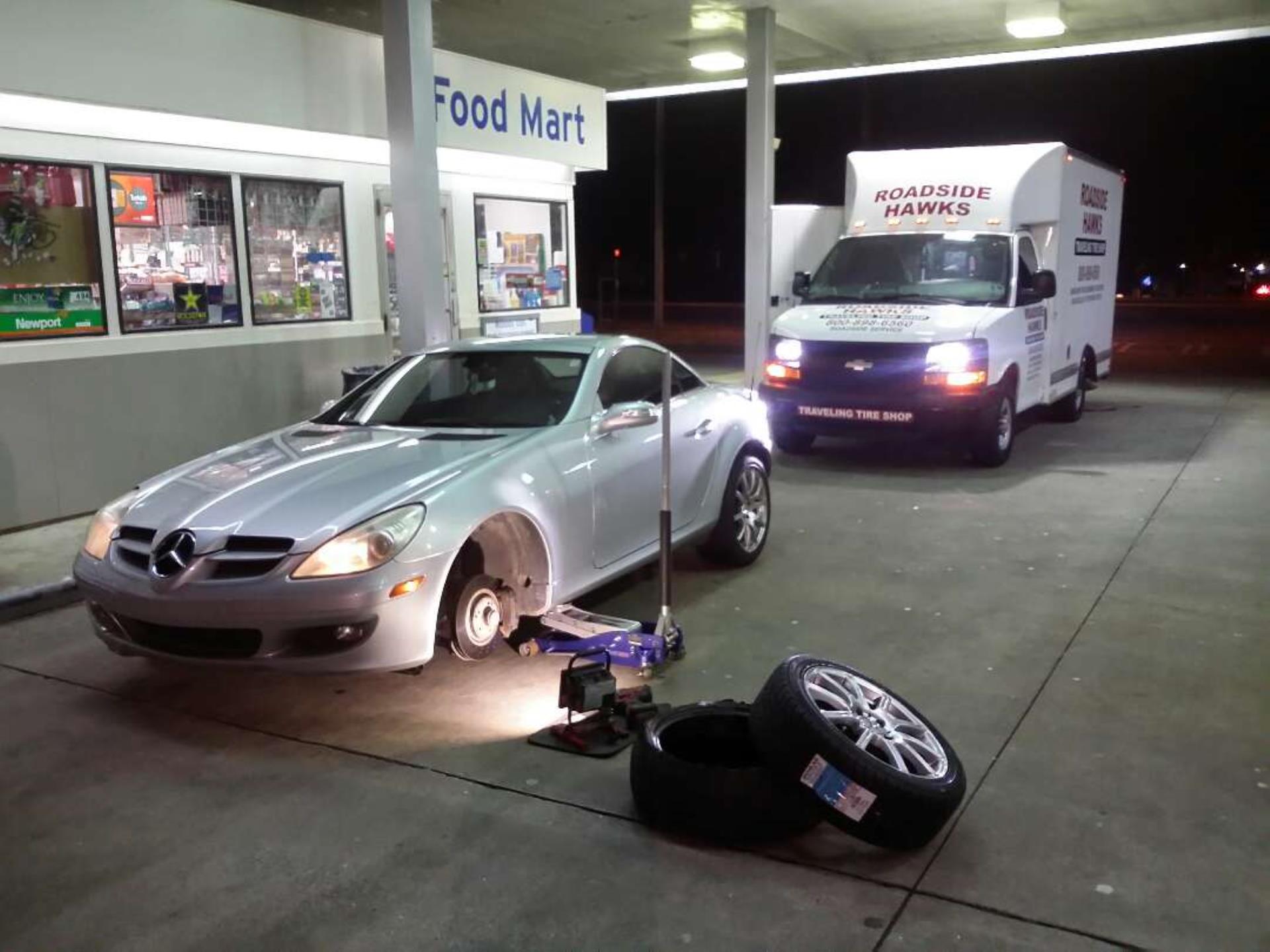 24 Hour Roadside Hawks Traveling Tire Shop Atlanta - Brand New Tires Delivered and Installed On The Side Of The Road. Mobile Tire Installation includes mounting and speed balancing onsite at your breakdown location - (404) 478-7887 for Roadside Assistance in Atlanta.