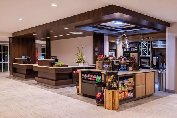 Images Hilton Garden Inn Kansas City Airport