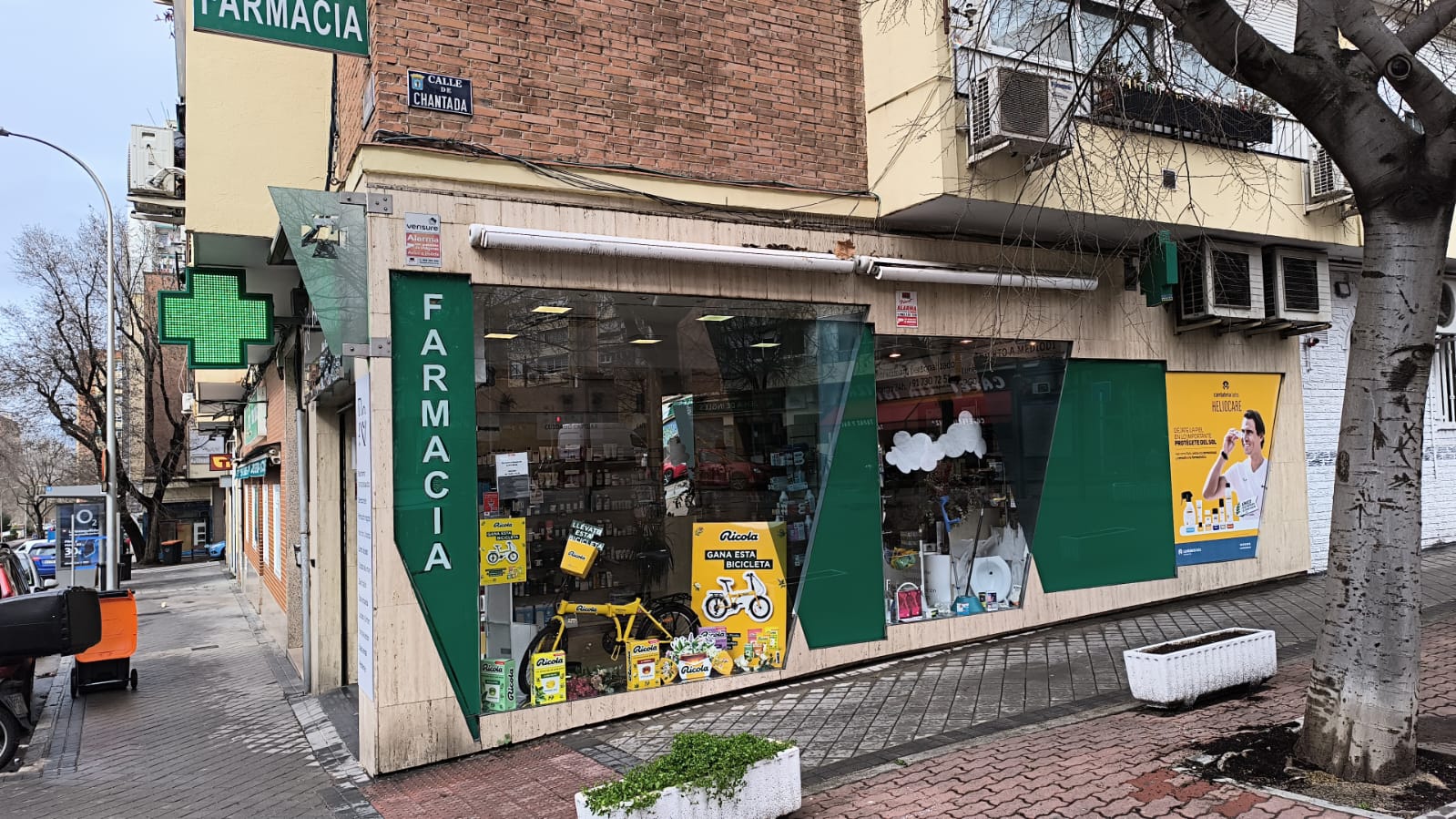 Images Farmacia Ribadavia 9
