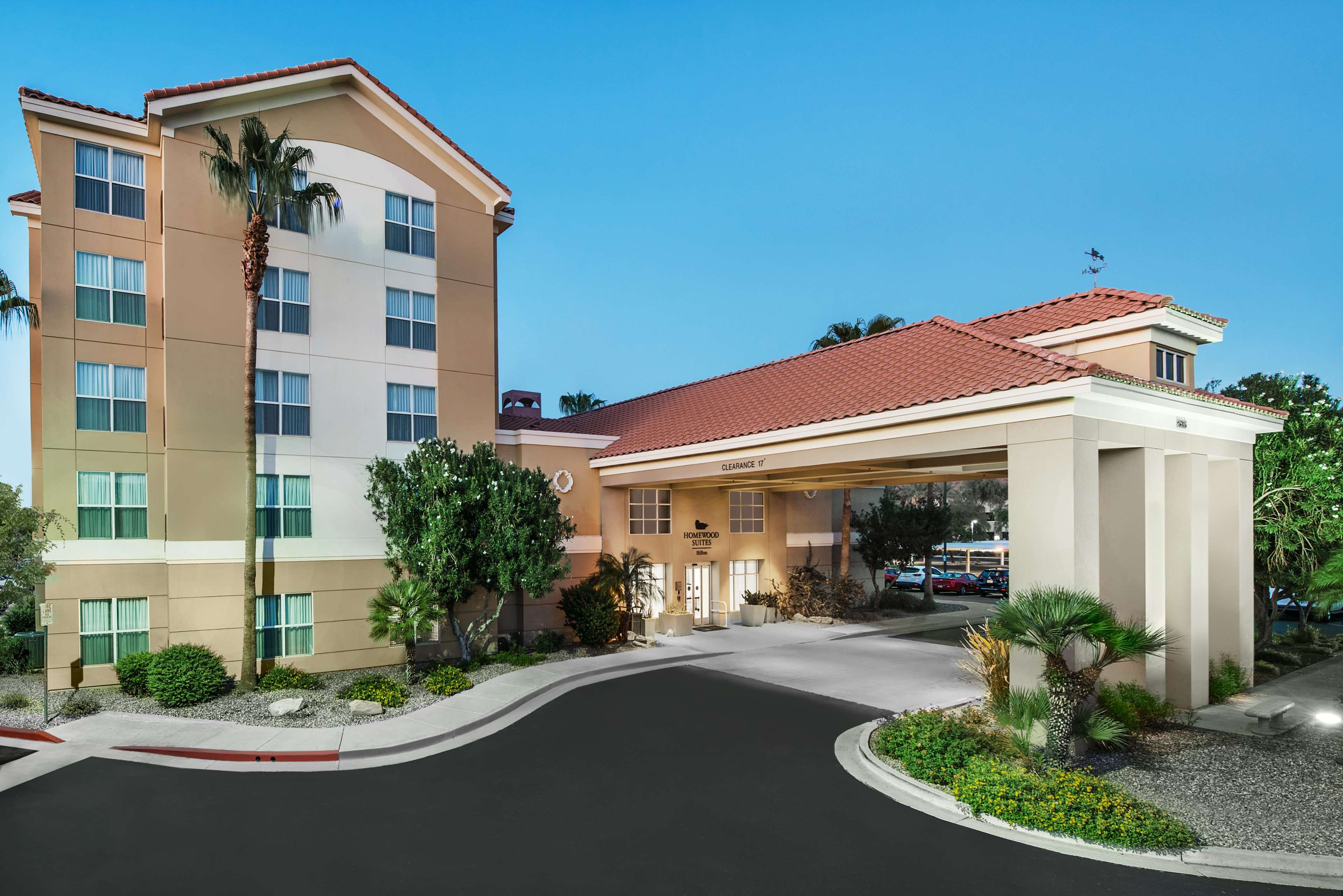 Homewood Suites by Hilton Phoenix-Metro Center