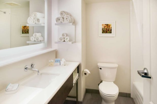 Images Hampton Inn & Suites Legacy Park-Frisco
