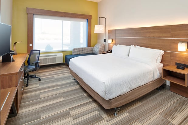 Images Holiday Inn Express & Suites Taylor by IHG