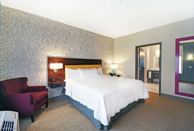 Images Home2 Suites by Hilton Beloit