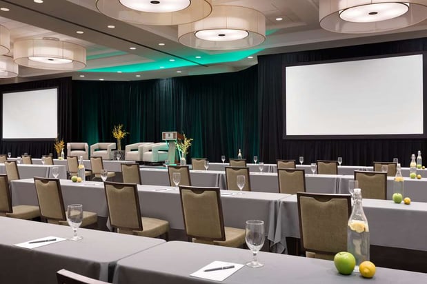 Images Embassy Suites by Hilton Denver Downtown Convention Center