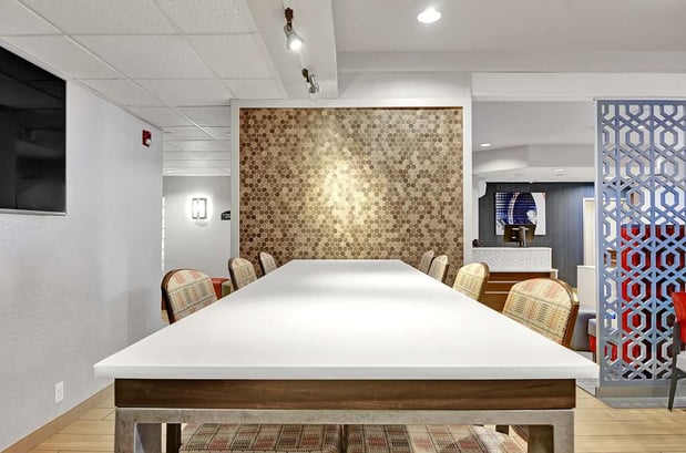 Images Executive Residency by Best Western Navigator Inn & Suites