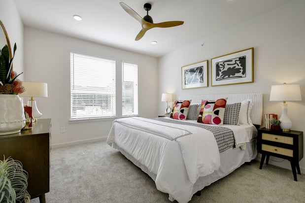 Images Us 1604