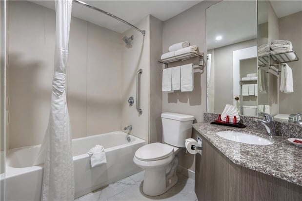 Images SureStay Plus by Best Western Chicago Lombard