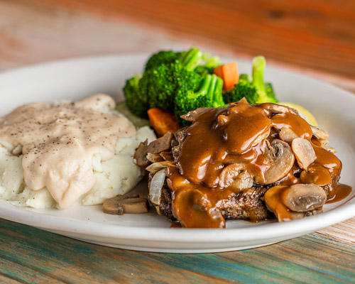 Smothered Chopped Steak Willie's Grill & Icehouse San Antonio (210)698-5337