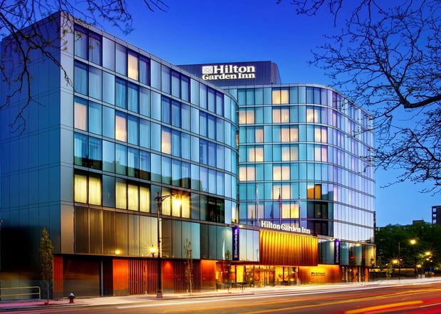 Images Hilton Garden Inn Boston Brookline