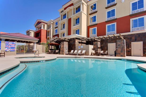 Images Holiday Inn Express & Suites Las Vegas SW – Spring Valley, an IHG Hotel