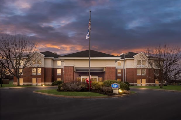 Images Hampton Inn & Suites Newtown
