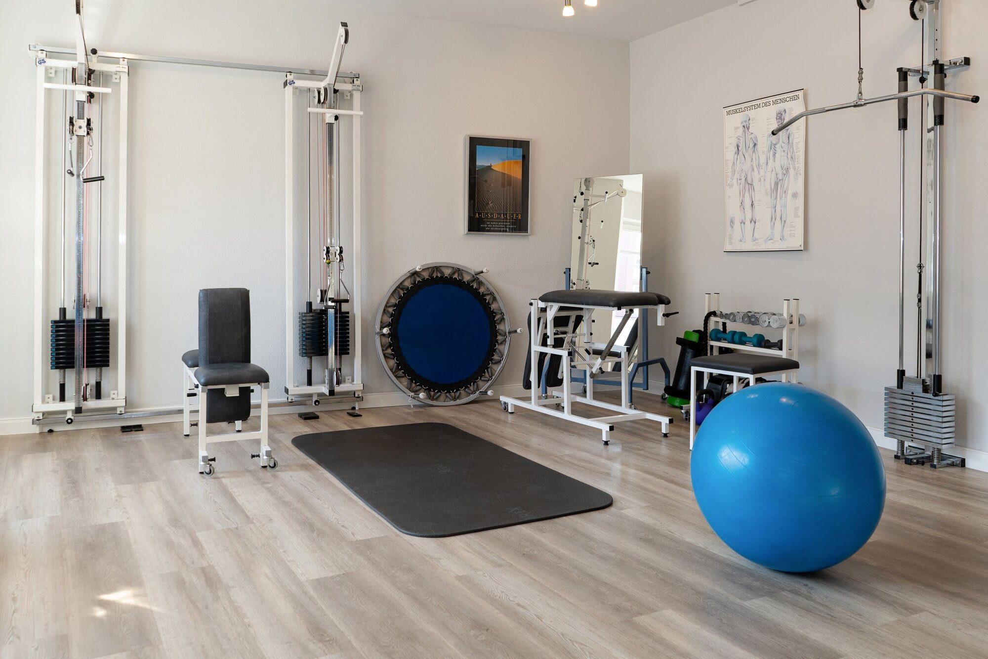 Physiotherapie Holstein, Kirchhofallee 76-78 in Kiel