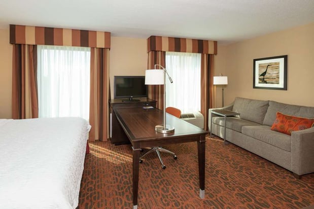 Images Hampton Inn & Suites Jacksonville-Airport