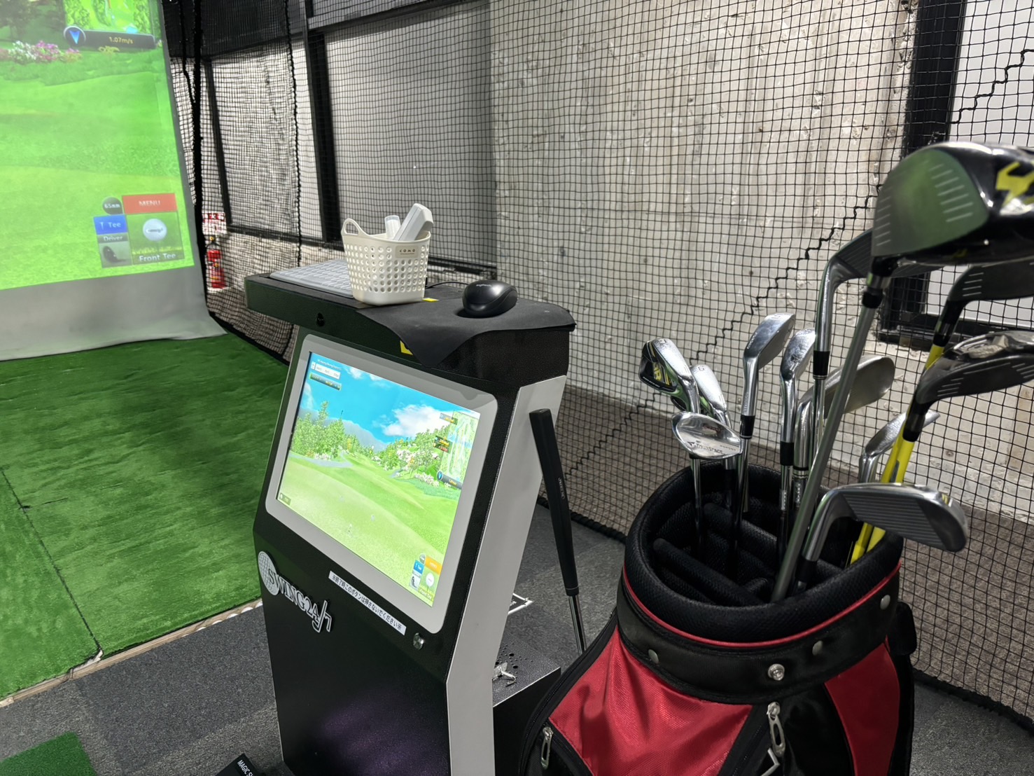 Images インドアゴルフ練習場 SWING24/7 三田店