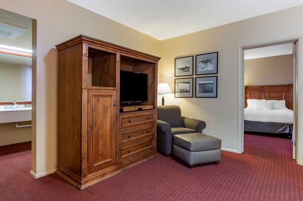 Images Best Western Plus King's Inn & Suites