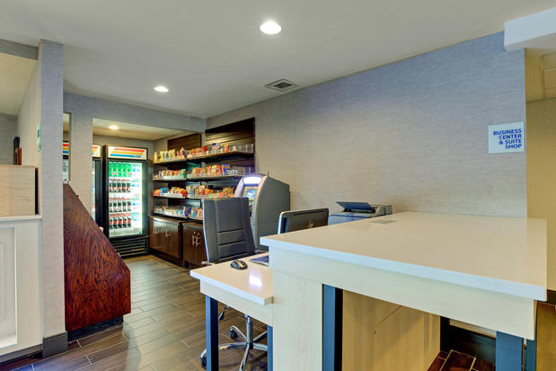 Images Holiday Inn Express Nashville W I40/Whitebridge Rd by IHG