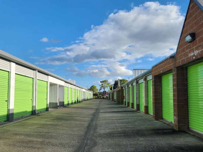 Images Extra Space Storage